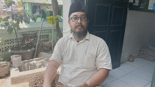 Gus Wahyu Salvana selaku menantu ke-4 dari KH Ahmad Mustofa Bisri, Ponpes Rodlotut Thalibin, Leteh, Rembang. (Foto: Liputan6.com/Ahmad Adirin)