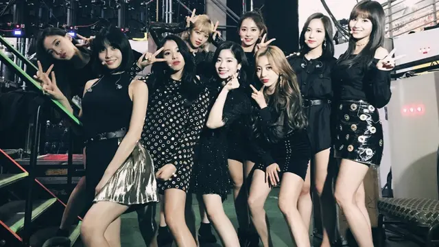 [Bintang] TWICE