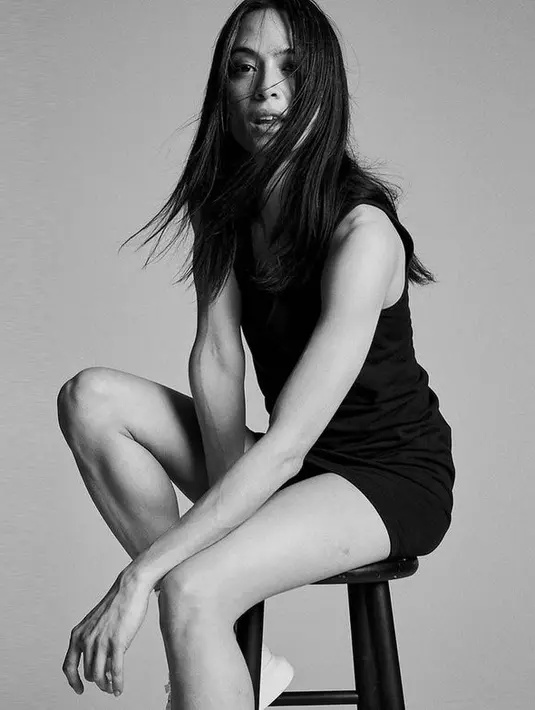 <p>Wajah cantik Mariana sudah tampil di catwalk dan majalah New York. [Foto: instagram.com/marianadantecnyc]</p>