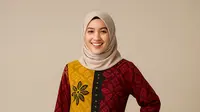 8 Gamis Batik Kombinasi Warna Bold Kontras 2025, Tampilkan Sisi Kasual dan Feminin