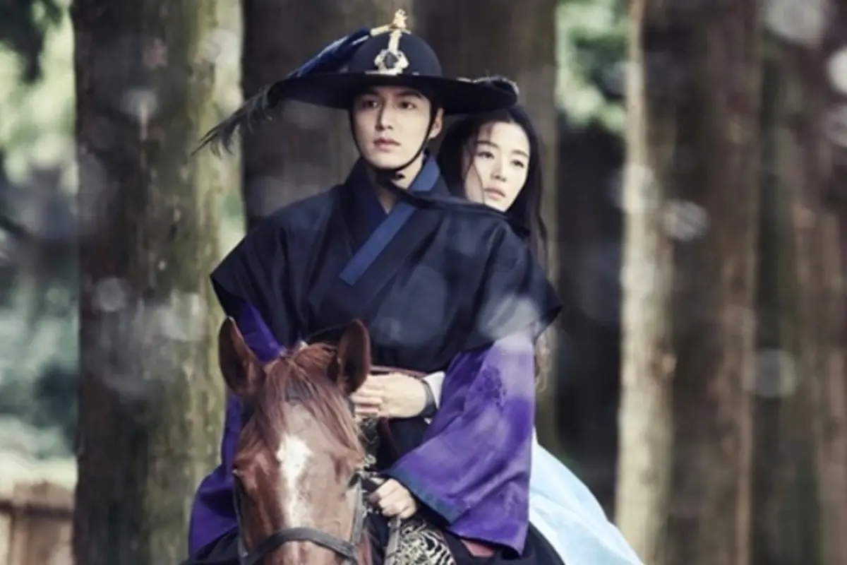 [Bintang] Momen Haru Lee Min Ho dan Jun Ji Hyun di Legend of the Blue Sea