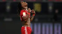 Legenda Manchester United Ramalkan Nasib Renato Sanches