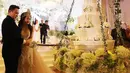 Usai resmi menjadi suami dari Adiezty Ferza Putri Zahari, Gilang Dirga membuat netizen menanggis. Apa yang membuat netizen hingga menanggis setelah Gilang Dirga mengunggah foto nikahnya melalui media sosial. (Instagram/gilangdirga)