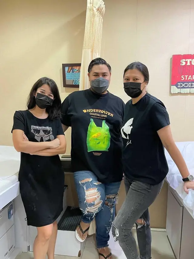 Turun Berat Badan Hingga 12 Kg, Ini 6 Potret Terbaru Ivan Gunawan. (Sumber: Instagram/ivan_gunawan)