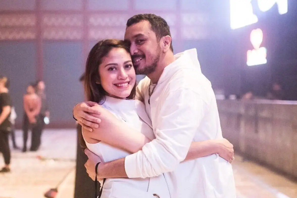 [Bintang] Giring Ganesha-Cynthia Riza