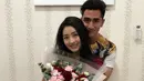 Di hari kasih sayang, Verrel Bramasta ternyata memberikan suguhan yang manis untuk sang pujaan hati, Natasha Wilona. Terlihat di akun Instagramnya, Verrell begitu romantis dengan persembahannya. (Instagram/natashawilona12)