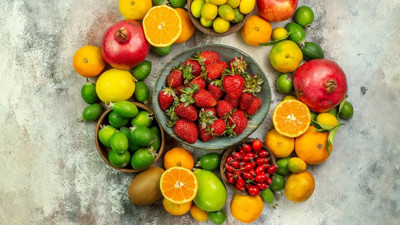 Ilustrasi buah-buahan/freepik.com/KamranAydinov