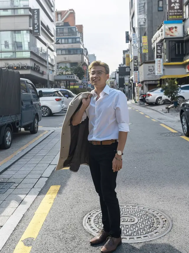 Ganti Gaya, Ini 6 Potret Jang Hansol YouTuber Korea Selatan dengan Rambut Blonde