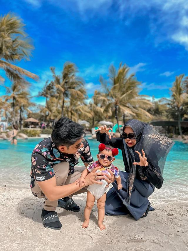 Ria Ricis, Teuku Ryan, dan Moana. (Instagram/ riaricis1795)