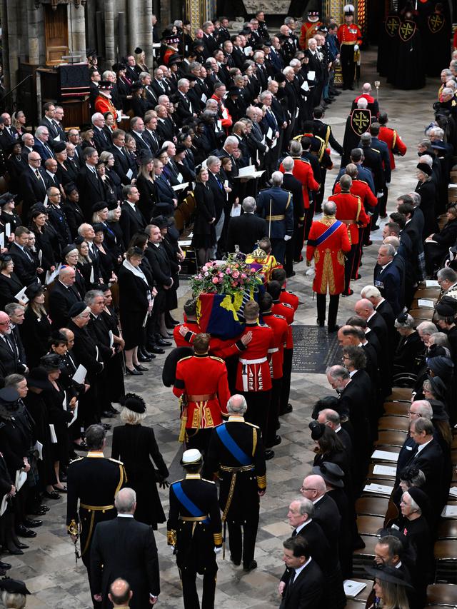 Prosesi Pemakaman Ratu Elizabeth II