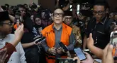 Mantan Wakil Menteri Ketenagakerjaan, Immanuel Ebenezer Gerungan atau Noel, sesaat sebelum mengikuti sidang pembacaan putusan atau vonis di Pengadilan Tindak Pidana Korupsi (Tipikor), Jakarta, Kamis (4/6/2026). (Kapanlagi.com/Budy Santoso)