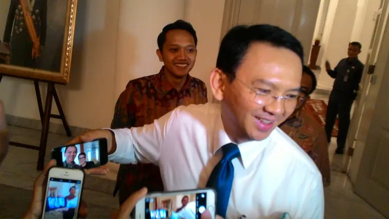 Kisah Ahok Selfie Bareng Jet Li