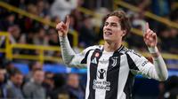 Pemain Juventus, Kenan Yildiz melakukan selebrasi setelah mencetak gol ke gawang AC Milan pada laga semifinal Piala Super Italia 2025 yang berlangsung di Al-Awwal Park, Riyadh, Arab Saudi, Sabtu (04/01/2024) dini hari WIB. (AFP/Fayez Nureldine)