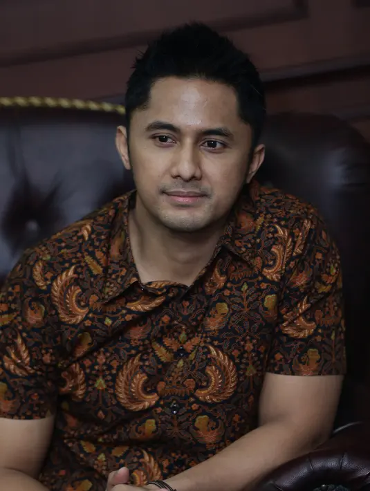 Menurut suami dari Sonya Fatmala ini, tempat pemutaran film kurang mendukung. Padahal banyak produser berlomba untuk mempersembahkan karya-karya yang bagus dan juga memiliki kualitas bermutu. (Andy Masela/Bintang.com)