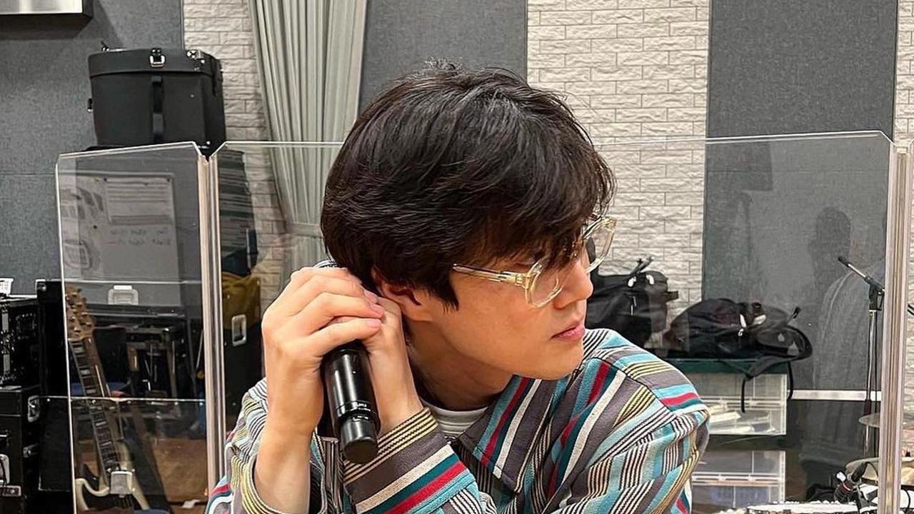 Gaya Suho EXO saat Jalani Latihan, Tetap Stylish