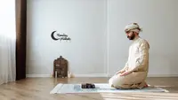 Ilustrasi ibadah di bulan Ramadan. (Photo by Thirdman on Pexels)