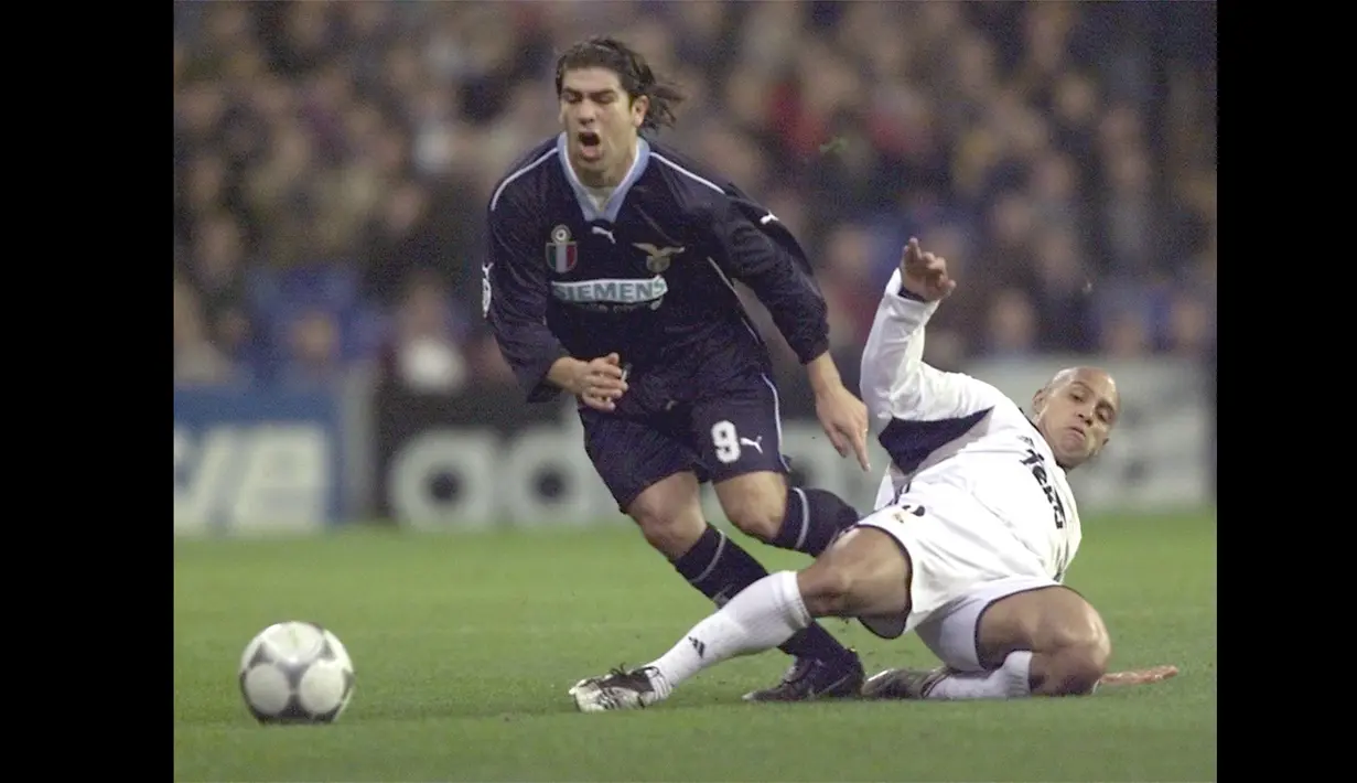 Juventus kemudian merekrut Salas pada tahun 2001 dengan biaya 25 juta euro. Namun, Salas gagal menunjukkan penampilan terbaiknya di Turin karena serangkaian cedera. (Foto: AFP/Christophe Simon)
