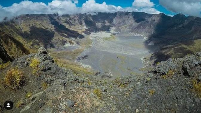 Batas Waktu Pendakian Gunung Tambora: Jalur Ditutup Per 28 Desember 2025