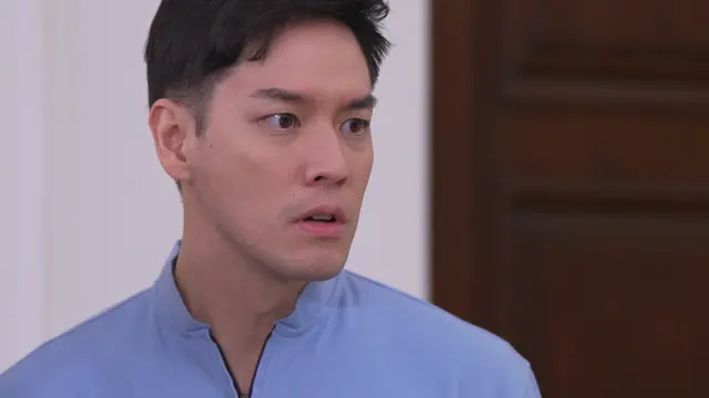 Di Antara Dua Cinta