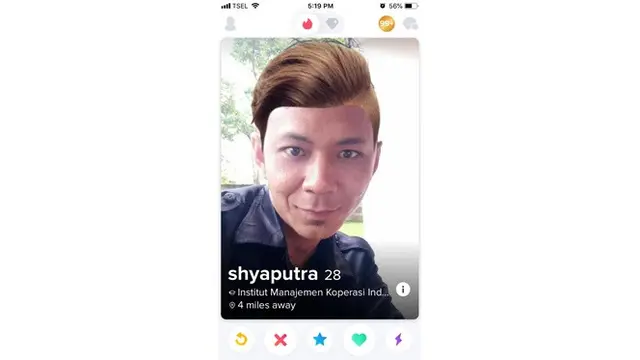 Kompilasi Foto Profil Tinder Boy, Bikin Ngakak