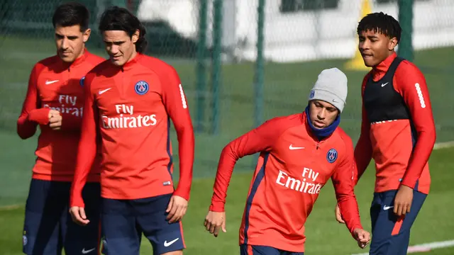 FOTO: Ketika Neymar dan Edinson Cavani Kembali Latihan Bersama
