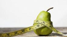 Bukan hanya apel, ternyata pir juga bisa menjauhkanmu dari lemak yang berlebih.