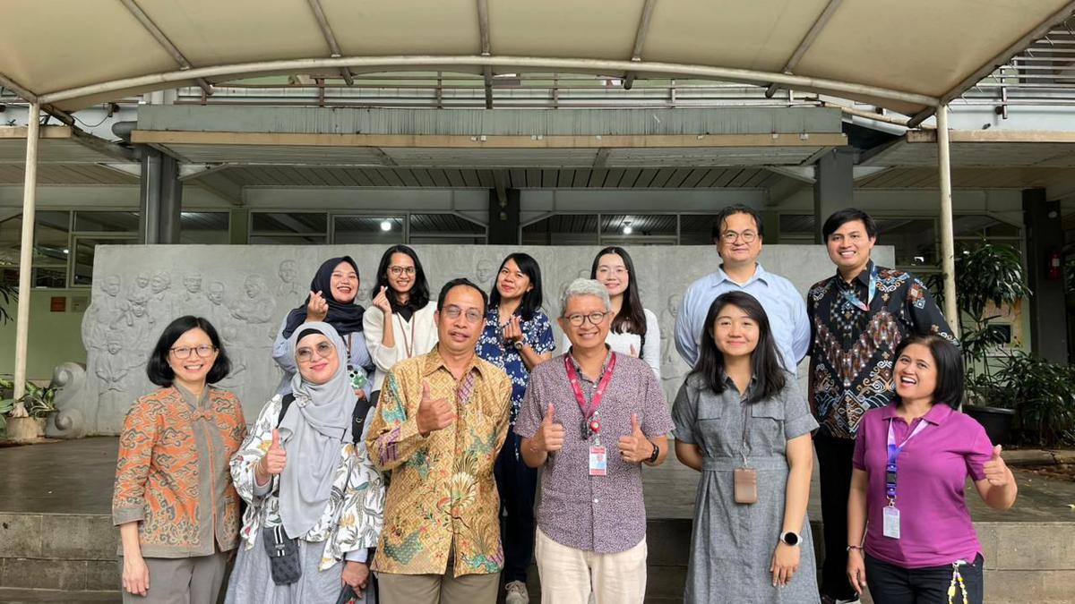 Kolaborasi Universitas Prasetiya Mulya-TUGLO Dorong Sekolah Rendah Karbon Berbasis Desain dan IoT