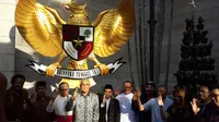 Rombongan Ketua UKP Pancasila di Gereja Katedral, Jakarta, Minggu (24/12/2017). (Liputan6.com/Putu Merta Surya Putra)