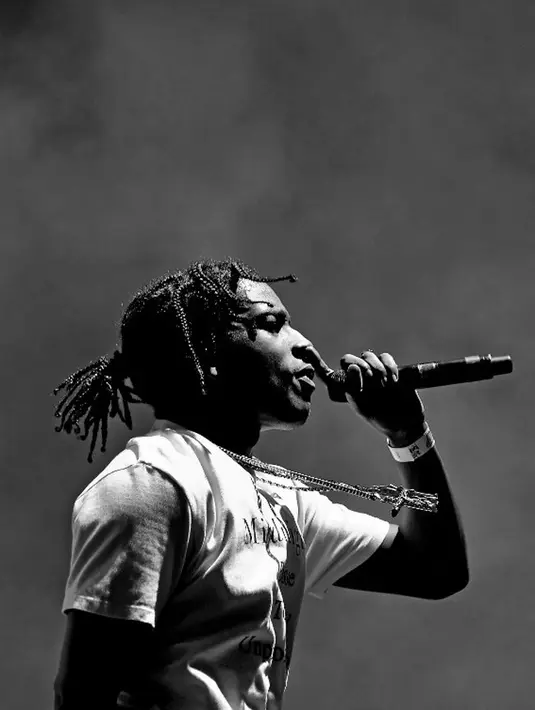 Saat perampokan berlangsung, ASAP Rocky memang sedang tak berada di rumah. Saudara perempuannya lah yang menjadi korban kejadian tersebut. Tiga pria bersenjata datang memasuki rumah lewat jendela. (AFP/Bintang.com)