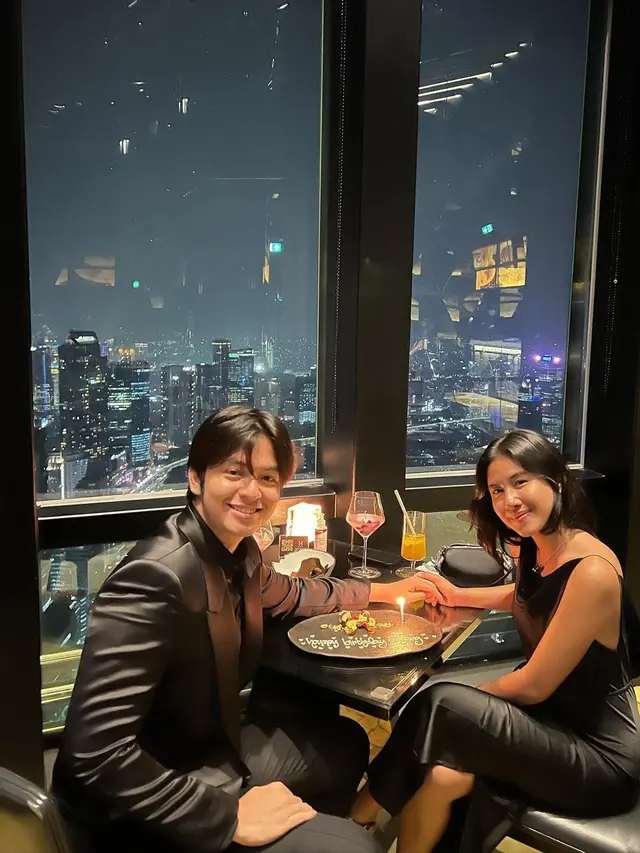 Angga Yunanda rayakan ultah ke-23 bersama Shenina Cinnamon (Foto: instagram angga)