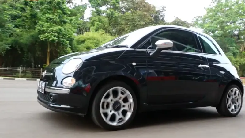 Review Fiat 500 - 1