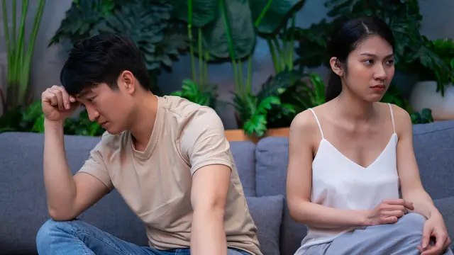 perempuan dan pasangan 29 juni tengkar
