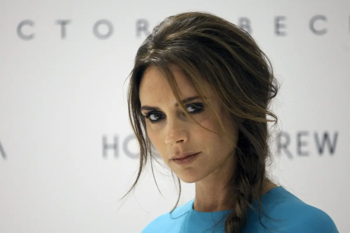 [Bintang] Victoria Beckham 