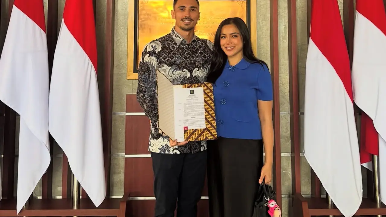 Jessica Iskandar Tentang Tas Hermes saat Dampingi Suami Ganti Kewarganegaraan