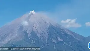 Gunung Semeru Kembali Erupsi Dengan Ketinggian Letusan Mencapai 500 meter (Istimewa)