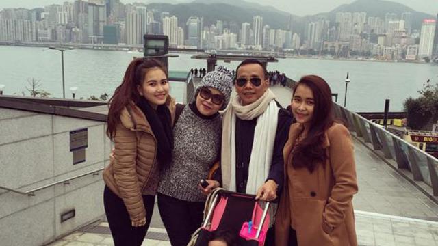 Intip Gaya Liburan Ayu Ting Ting Sekeluarga Yang Bikin Pangling Fashion Beauty Liputan6 Com