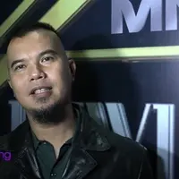 Ternyata Ahmad Dhani memiliki alasan kenapa dirinya tidak mau membangkitkan lagi Dewa 19. Membangun Dewa 19 dari bawah, Ahmad Dhani biarkan Dewa 19 jadi legenda.