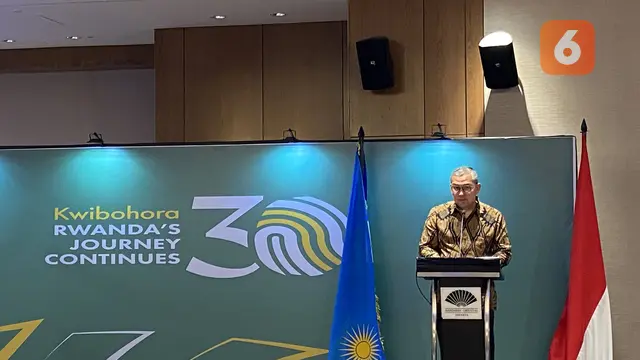 Prof. Tirta mengatakan, Indonesia merupakan salah satu negara yang telah menjalin hubungan dan kerja sama yang erat dengan Rwanda sejak terjalinnya hubungan diplomatik pada tahun 1964 (Dok. Liputan6.com/Teddy Tri Setio Berty).