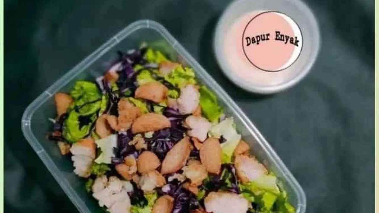 Dapur Enyak Tawarkan Masakan Sehat untuk Arek Suroboyo, Salad Sayur hingga Dimsum
