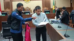 Fakta di Balik Dakwaan Rp 4,8 Miliar Eks Ketua Ombudsman Hery Susanto