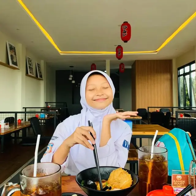 6 Potret Devina Siswi SMPN 1 Ciawi yang Jago Dansa, Kini Banjir Dukungan Usai Ramai Dihujat