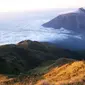 Berencana naik Gunung Lawu? Sebelum naik gunung ada baiknya kamu follow beberapa akun Twitter ini.