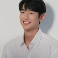 Lee Jung Jun (Foto: Instagram/right_jun_)