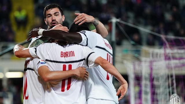 Fiorentina v AC Milan