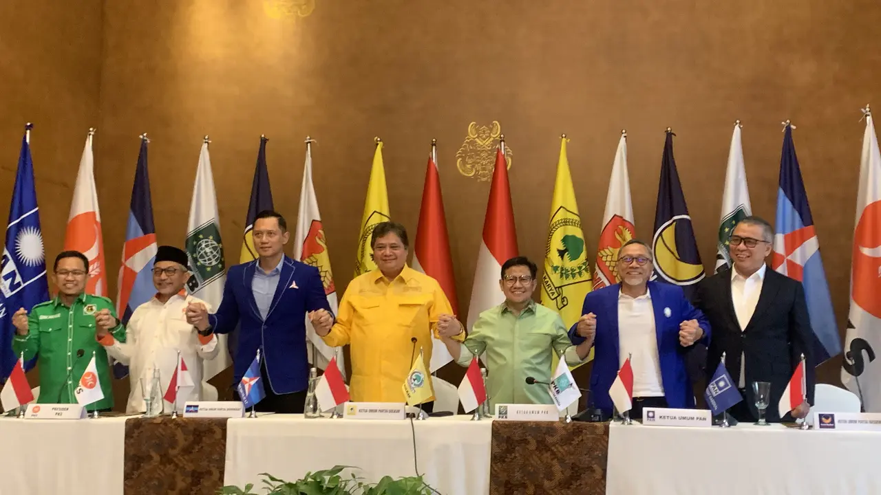 Ketua umum dan pimpinan partai politik parlemen berkumpul, untuk menolak sistem Proporsional Tertutup, Minggu (8/1/2023).