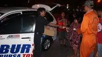 Kegiatan Berbagi Paket Makanan dan Bantuan Tunai diikuti oleh 35 Velozers dari Jakarta, Depok dan Bekasi. 