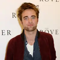 Robert Pattinson