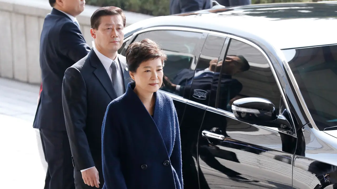 20170321-Mantan Presiden Korsel Hadir di Kejaksaan-AP