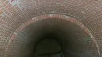 Terowongan di bawah rumah Gary Machens (YouTube)