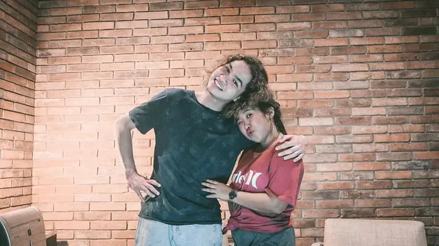 Dapat Restu Maia Estianty, Ini 6 Potret Kedekatan Kiky Saputri dan Dul Jaelani